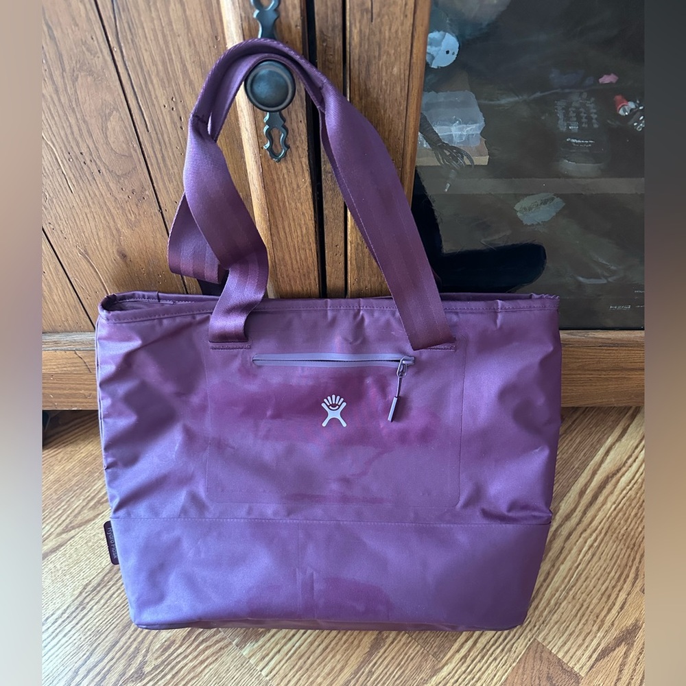 HydroFlask 20L tote